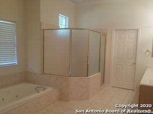 Image 13 of 24 For 409 Kendall Pkwy