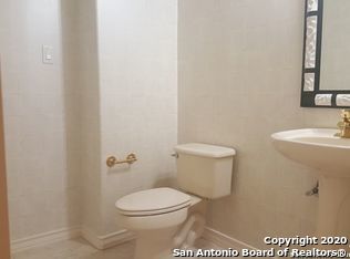 Image 18 of 24 For 409 Kendall Pkwy