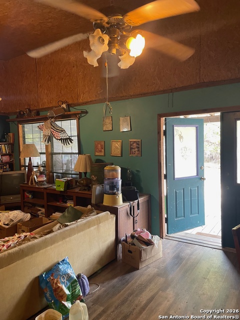 Image 7 of 28 For 7321 State Highway 173