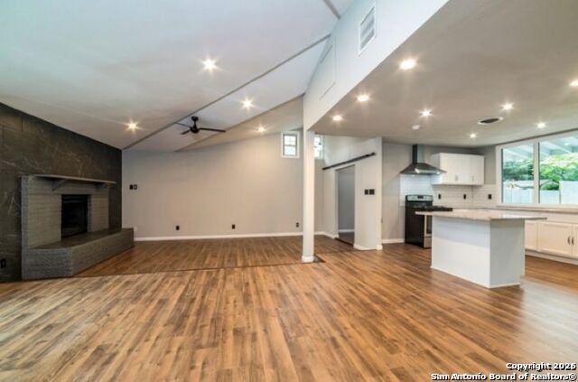 Image 2 of 13 For 3715 Electra Dr