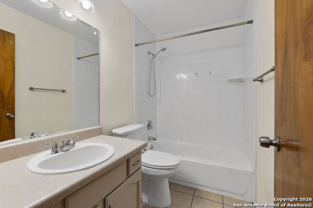 Image 23 of 27 For 1329 Poppy  