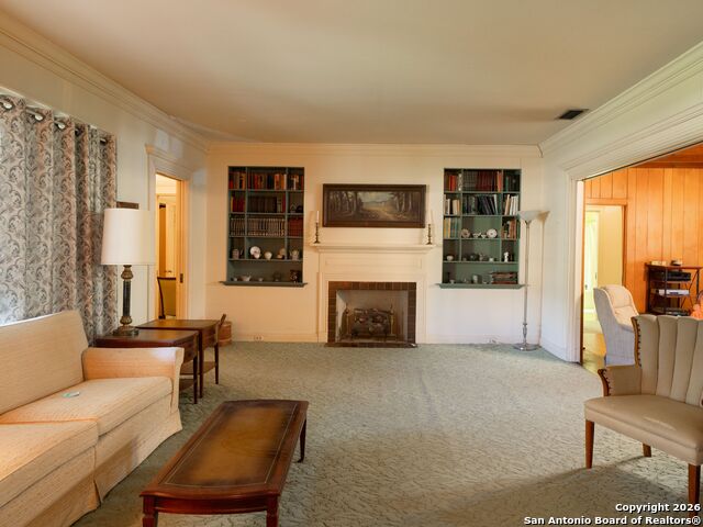 Image 11 of 25 For 908 Garraty Rd