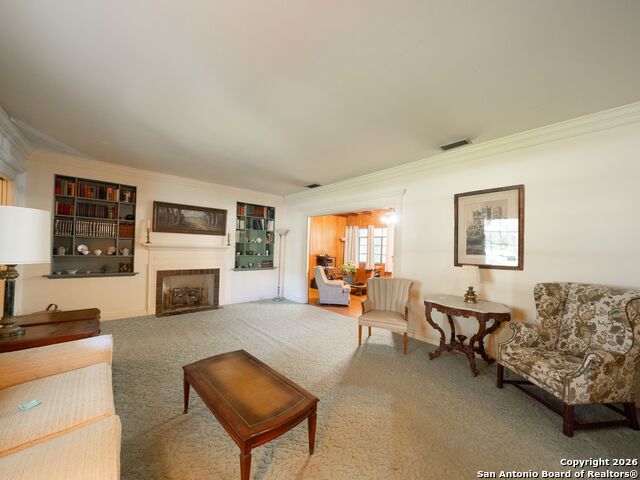 Image 12 of 25 For 908 Garraty Rd