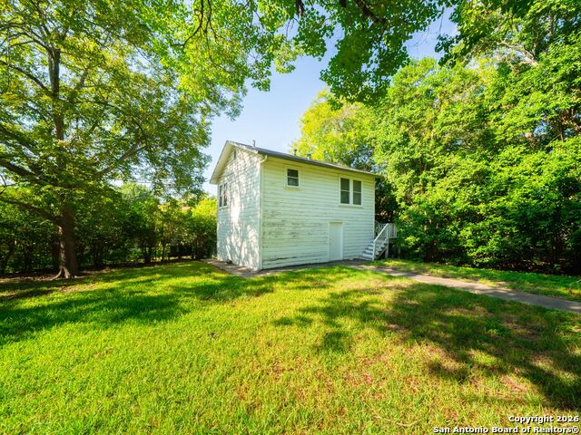 Image 19 of 25 For 908 Garraty Rd