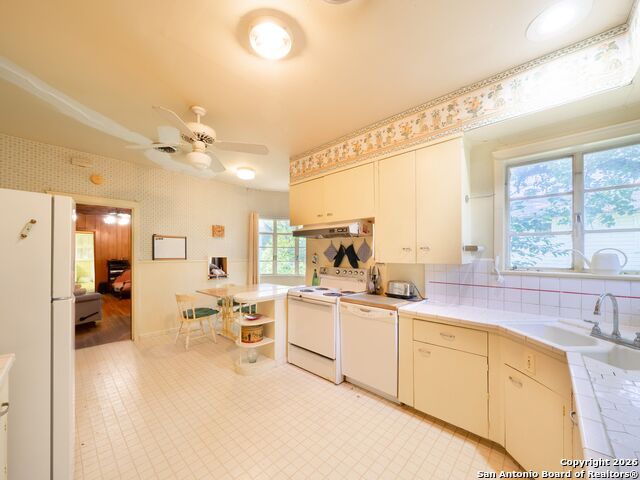 Image 6 of 25 For 908 Garraty Rd