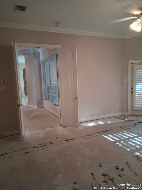 Image 21 of 43 For 13306 Ming Heights