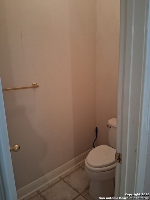 Image 23 of 43 For 13306 Ming Heights