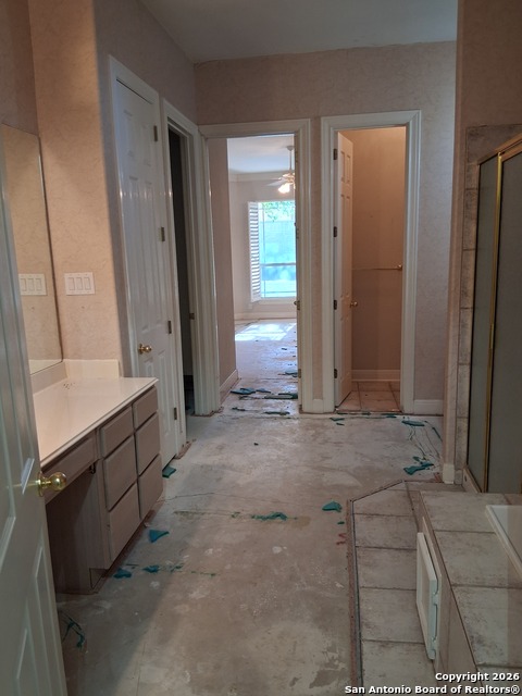 Image 30 of 43 For 13306 Ming Heights