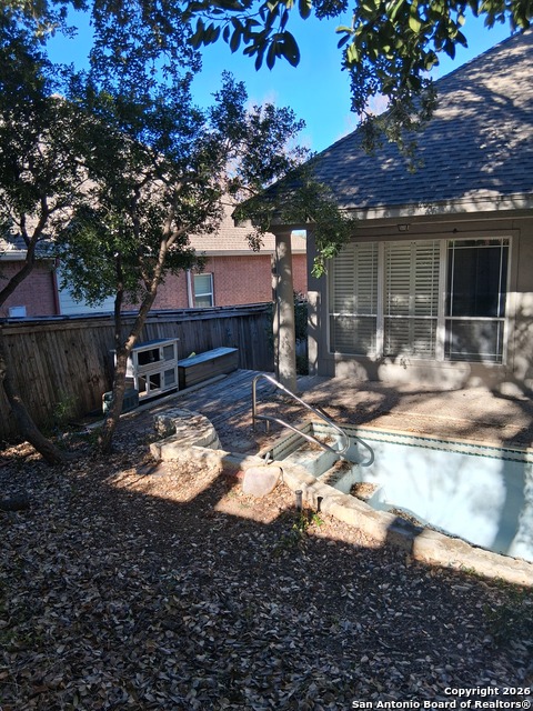 Image 40 of 43 For 13306 Ming Heights