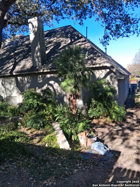 Image 41 of 43 For 13306 Ming Heights