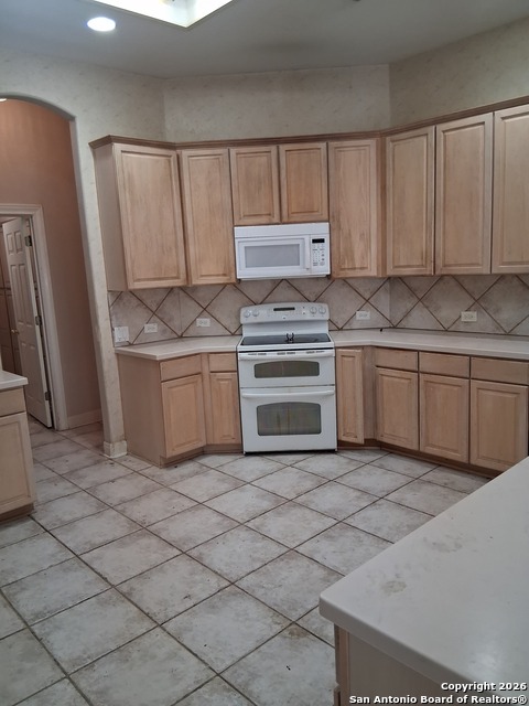 Image 5 of 43 For 13306 Ming Heights