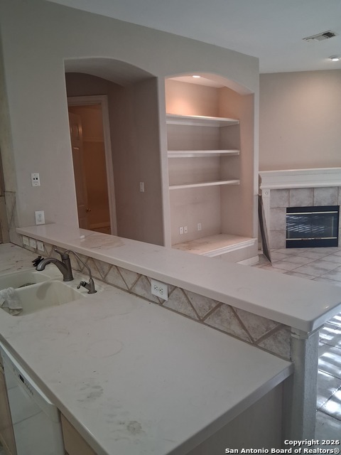 Image 7 of 43 For 13306 Ming Heights