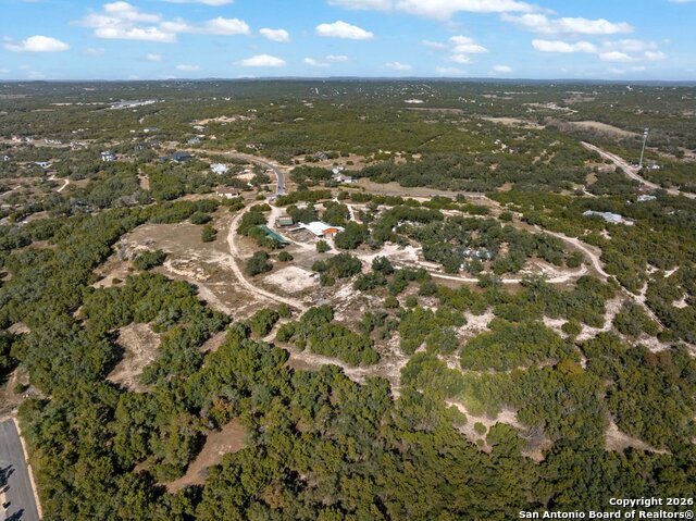 Image 13 of 38 For 901 Cedar Rise