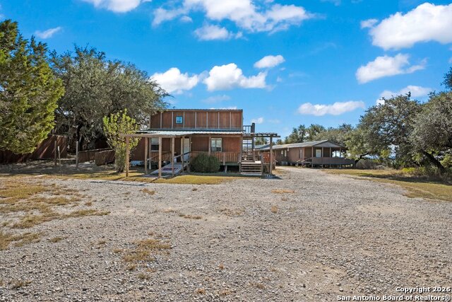 Image 17 of 38 For 901 Cedar Rise