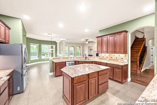 Image 17 of 91 For 10811 Zedernholz Run