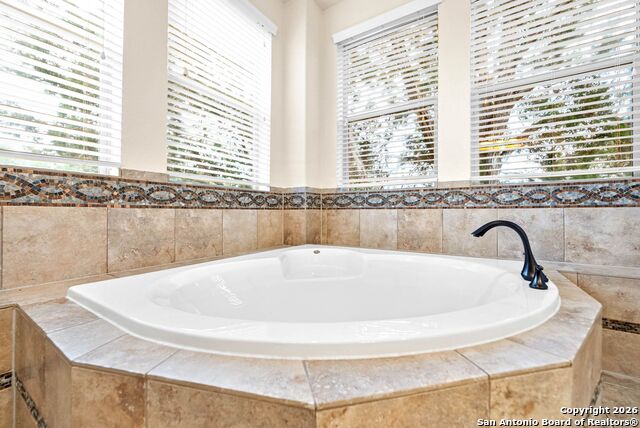 Image 27 of 91 For 10811 Zedernholz Run