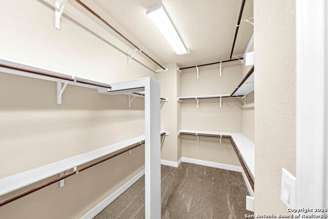 Image 28 of 91 For 10811 Zedernholz Run