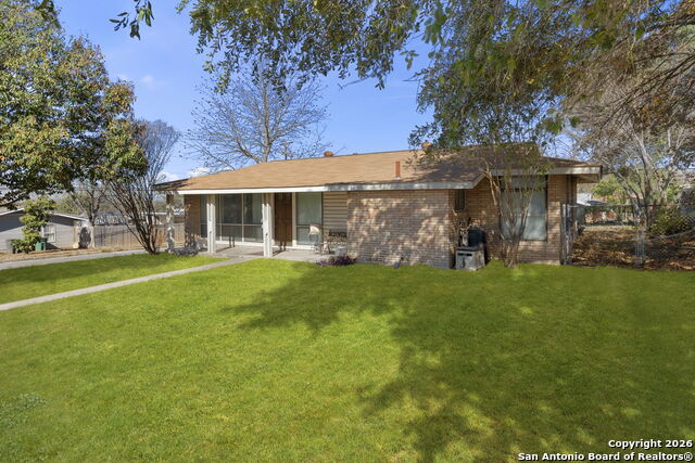 Image 2 of 28 For 4403 Diamondhead Dr