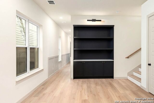 Image 17 of 69 For 118 San Antonio Blvd