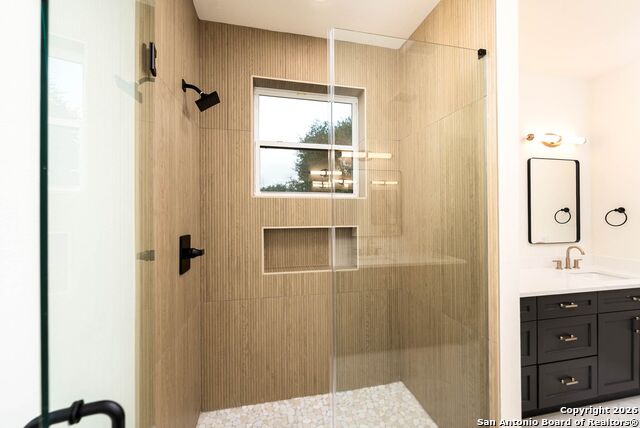 Image 30 of 69 For 118 San Antonio Blvd