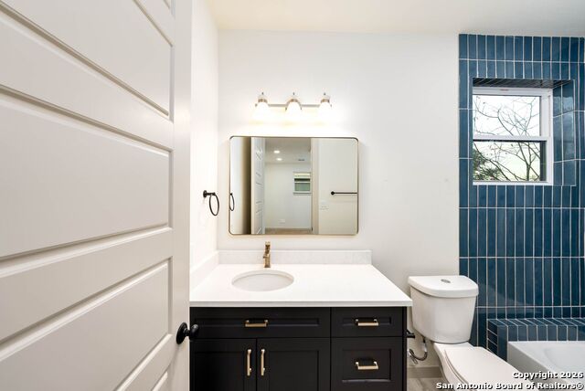 Image 31 of 69 For 118 San Antonio Blvd