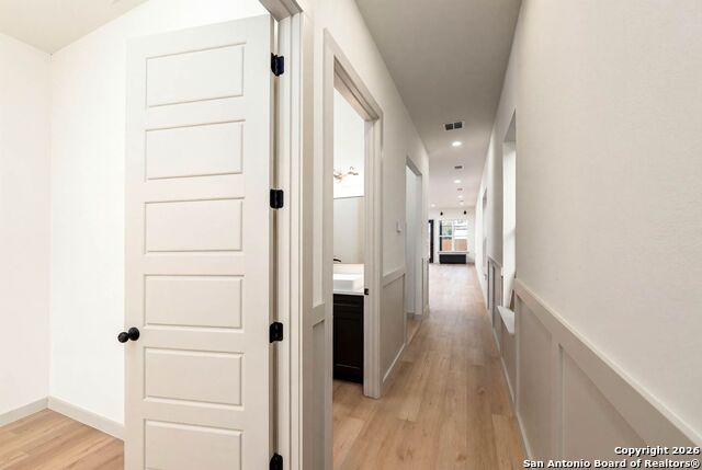 Image 4 of 69 For 118 San Antonio Blvd