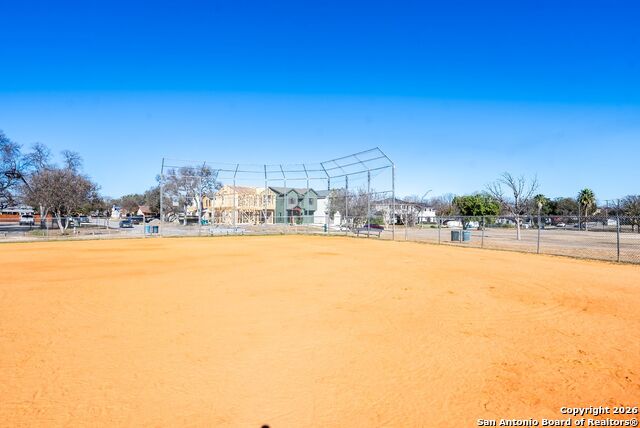 Image 47 of 69 For 118 San Antonio Blvd