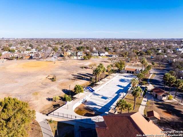 Image 66 of 69 For 118 San Antonio Blvd