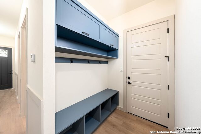 Image 7 of 69 For 118 San Antonio Blvd