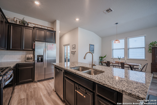 Image 14 of 39 For 4911 Ranahan Pass