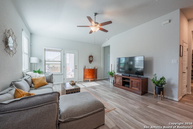 Image 17 of 39 For 4911 Ranahan Pass