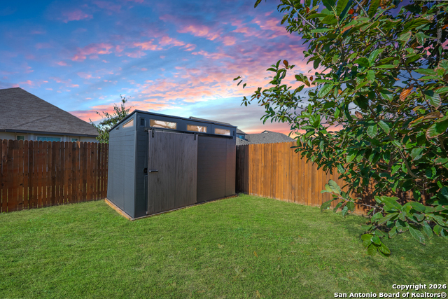 Image 36 of 39 For 4911 Ranahan Pass