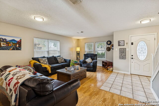 Image 11 of 48 For 4826 Limestone Well Dr