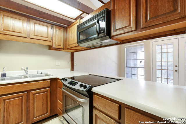 Image 11 of 30 For 8633 Datapoint  224