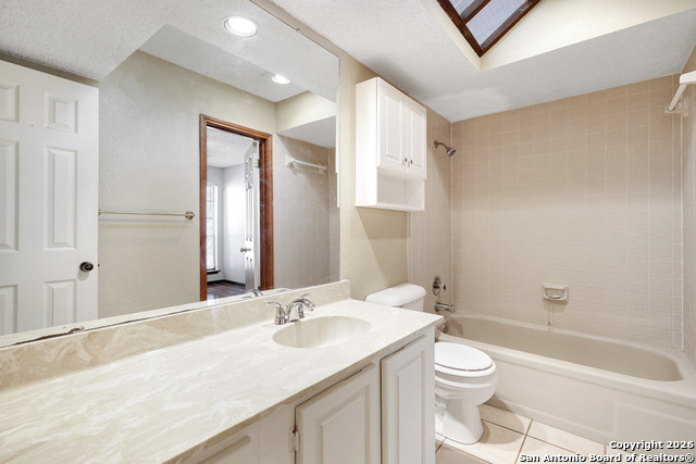 Image 17 of 30 For 8633 Datapoint  224