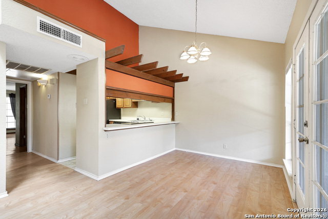 Image 9 of 30 For 8633 Datapoint  224