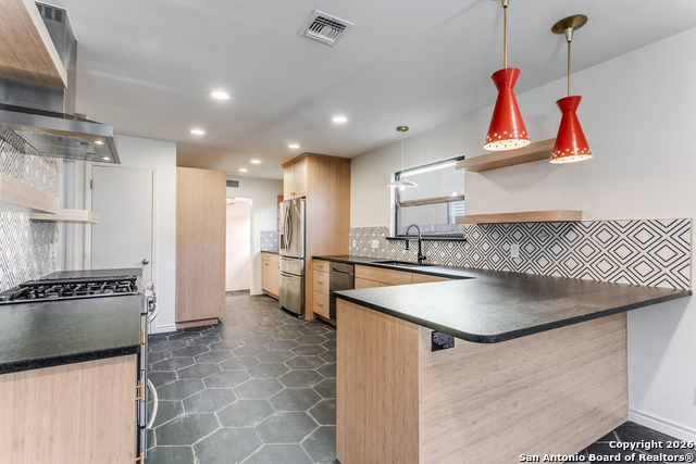 Image 11 of 25 For 7506 Dijon Ct