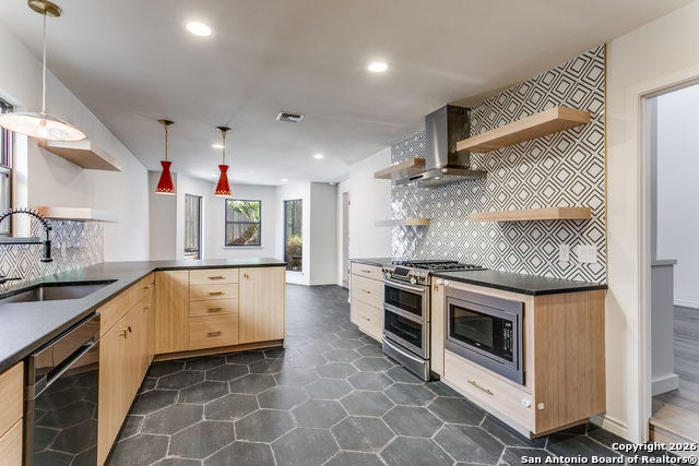 Image 12 of 25 For 7506 Dijon Ct