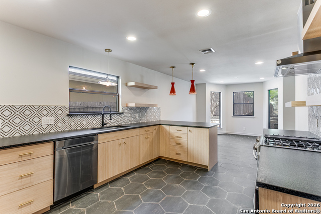 Image 14 of 25 For 7506 Dijon Ct