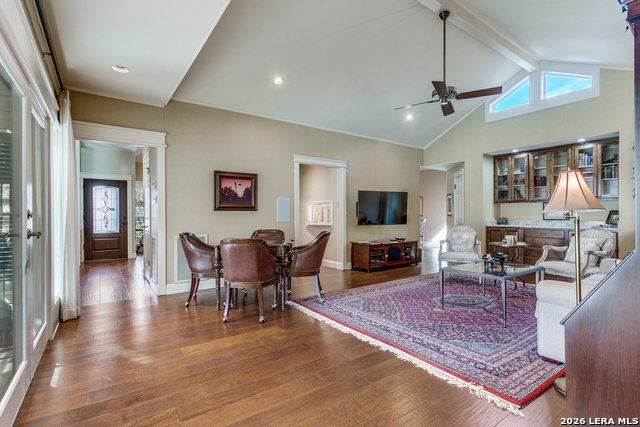 Image 12 of 18 For 2 Cheltenham