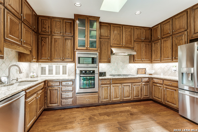 Image 13 of 18 For 2 Cheltenham