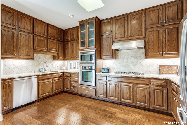 Image 14 of 18 For 2 Cheltenham