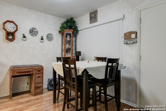 Image 5 of 25 For 6718 Callaghan Rd  307