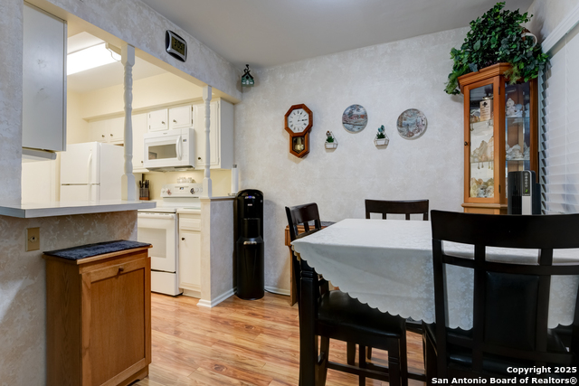 Image 6 of 25 For 6718 Callaghan Rd  307