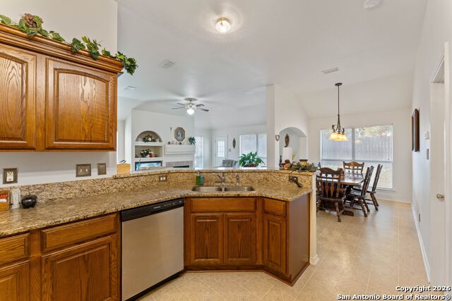 Image 11 of 35 For 13127 Forum  