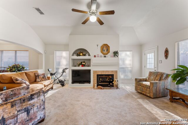 Image 6 of 35 For 13127 Forum  