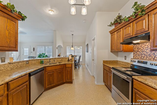 Image 9 of 35 For 13127 Forum  