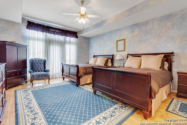 Image 10 of 52 For 3 Greens Shadow