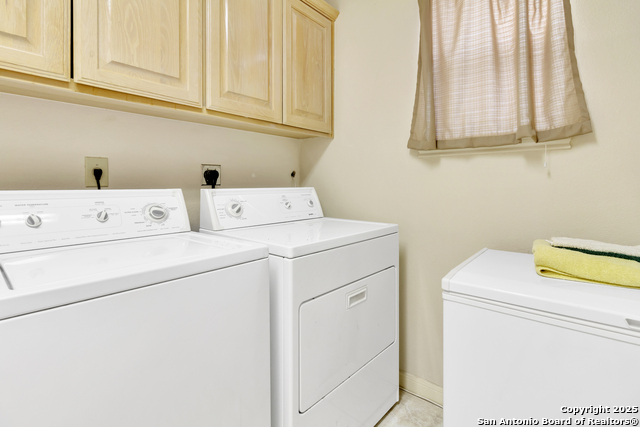 Image 29 of 52 For 3 Greens Shadow