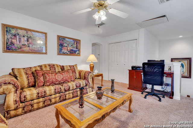 Image 32 of 52 For 3 Greens Shadow